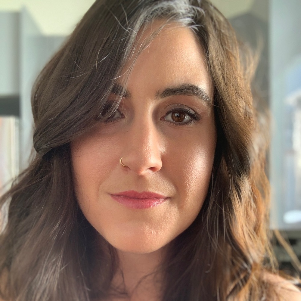 Meet your Posher, Caroline